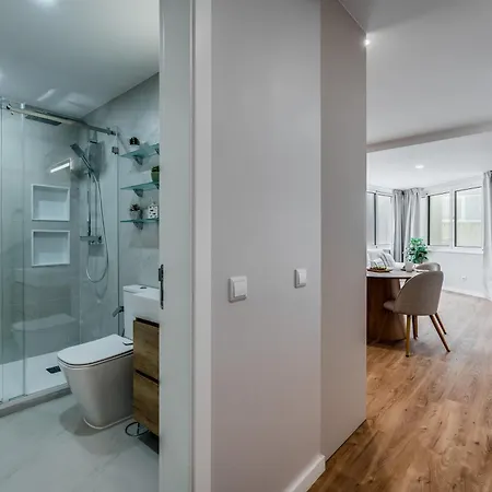 Apartment T1 Novo, A Poucos Passos Da Da Com Ac E Wifi