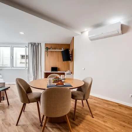 Apartment T1 Novo, A Poucos Passos Da Da Com Ac E Wifi *